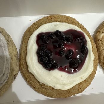Crumbl - Canton - Blueberry Cheesecake - Bakeries Near Me - Canton, Georgia