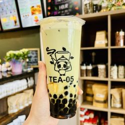 TEA-05 - Matcha milk tea with pudding and boba toppings