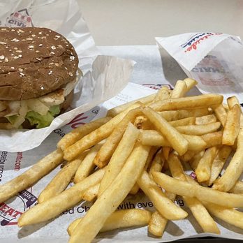 Nation's Giant Hamburgers - GRILLED CHICKEN and French Fries - Burgers Near Me - Orinda, California Nation's Giant Hamburgers - GRILLED CHICKEN and French Fries - Burgers Near Me - Orinda, California