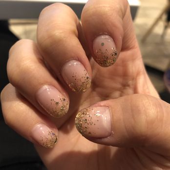Arete Beauty Spa - A few days after my app, you can see the top of the gel is a mess and on my pointer finger the gel actually chipped on top (how even??). - Nail Salons Near Me - Flushing, New York Arete Beauty Spa - A few days after my app, you can see the top of the gel is a mess and on my pointer finger the gel actually chipped on top (how even??). - Nail Salons Near Me - Flushing, New York