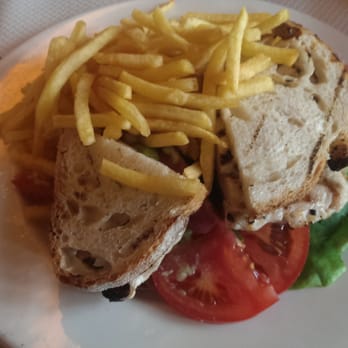 Balthazar - Club sandwich and frites - French Near Me - London, XGL Balthazar - Club sandwich and frites - French Near Me - London, XGL
