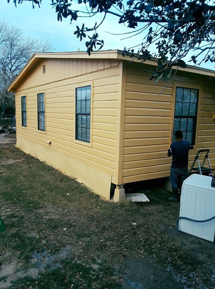 Slide of Ornelas Construction