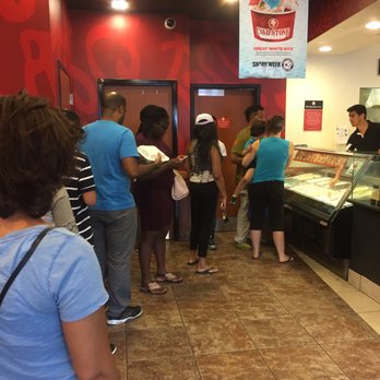 Cold Stone Creamery - the eternally long line - Ice Cream & Frozen Yogurt Near Me - Silver Spring, Maryland