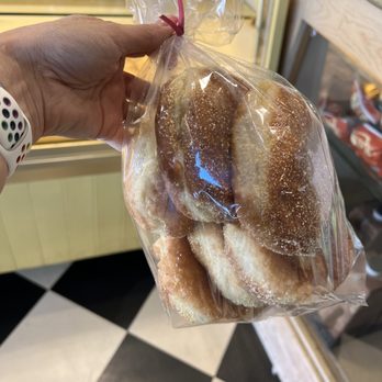 The Model Bakery - 6-pack of English muffins for $14 - Bakeries Near Me - Saint Helena, California The Model Bakery - 6-pack of English muffins for $14 - Bakeries Near Me - Saint Helena, California