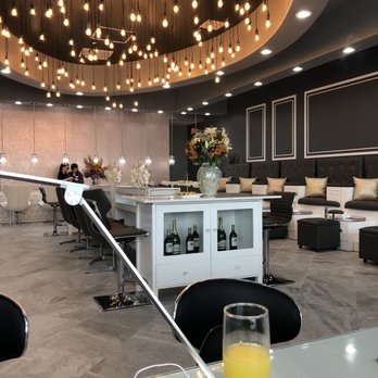 Maque Nail Bar - Nail Salons Near Me - Austin, Texas