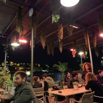 Topo Chiado - Cocktail Bars Near Me - Lisboa, 20