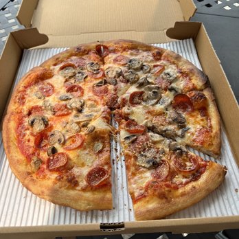 Grano Pizzaiolo - Small pepperoni and mushroom - Italian Near Me - Birmingham, Michigan