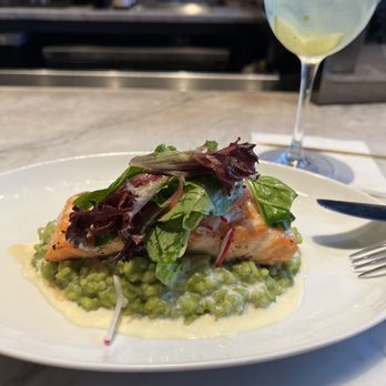 Glenn's Kitchen - Salmon yummm - New American Near Me - Atlanta, Georgia