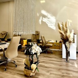 Honey Nailz Hollywood