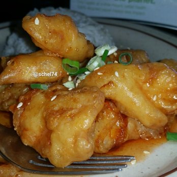 Thai Excellente Restaurant - Orange chicken - Thai Near Me - El Monte, California