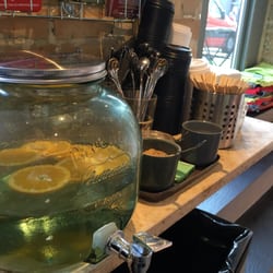 Le Kaff - Complimentary water
