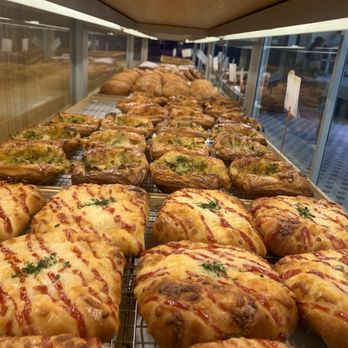 Paris Baguette - Hash brown, sausage, quiche, and more - Bakeries Near Me - San Carlos, California Paris Baguette - Hash brown, sausage, quiche, and more - Bakeries Near Me - San Carlos, California