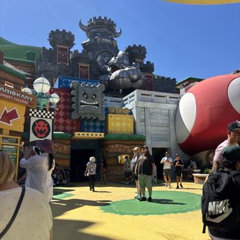 Super Nintendo World - Amusement Parks Near Me - Universal City, California