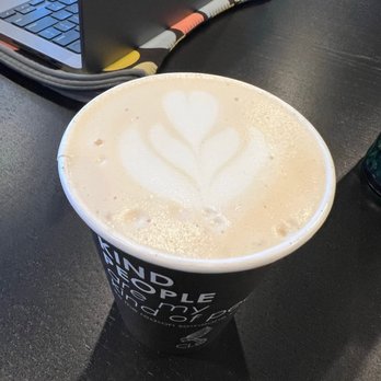 CLO Coffee Co. - North Edison - London Fog - Coffee & Tea Near Me - Edison, New Jersey