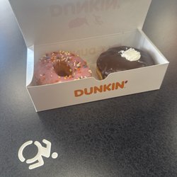 Dunkin' - Dunkin's Donuts