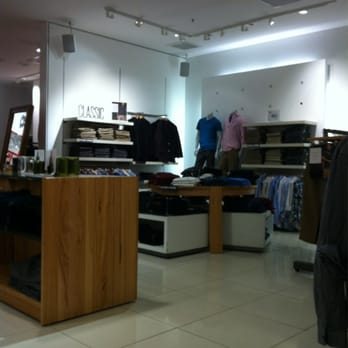 Gap - 845 pm ready to close post Christmas - Men's Clothing Near Me - Woodbury, Minnesota