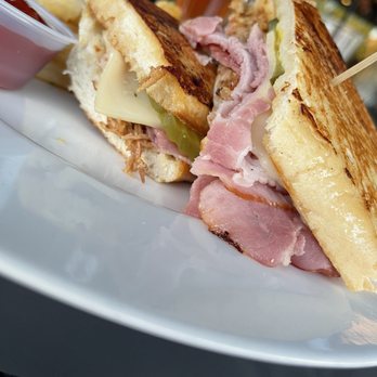 Osprey Restaurant & Bar - Cubano sandwich - Cocktail Bars Near Me - Spokane, Washington