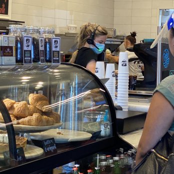Founders Coffee - Girl making food NOT wearing a mask. - Coffee & Tea Near Me - Las Vegas, Nevada