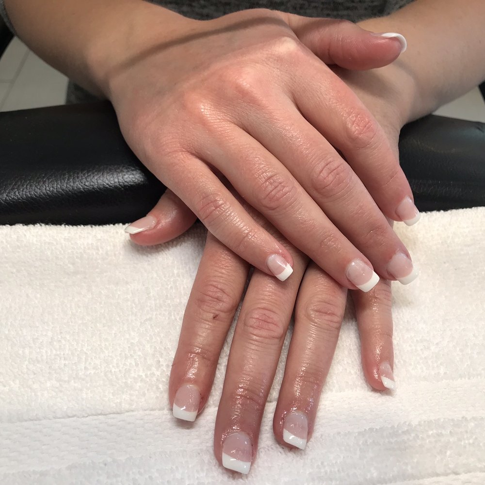 Pink and White Acrylic Nails Pink and White Acrylic Nails