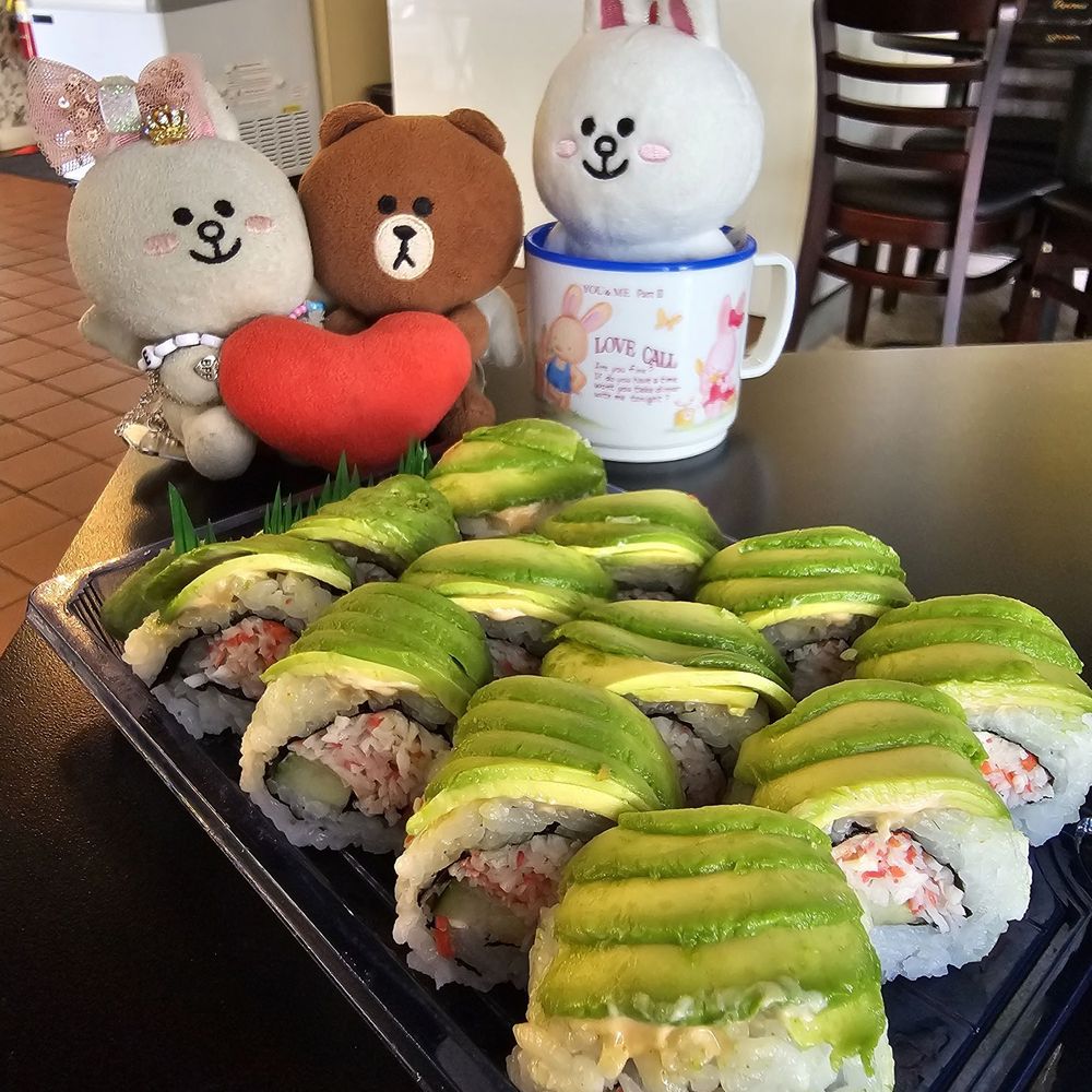 Paradise Bento and Sushi - Rainbow Roll... yum! - Sushi Bars Near Me - Honolulu, Hawaii