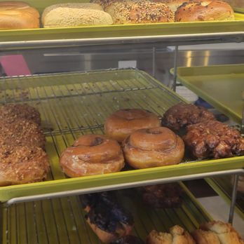 Bud's Donut Shop - Donuts - Donuts Near Me - Sun Valley, California Bud's Donut Shop - Donuts - Donuts Near Me - Sun Valley, California