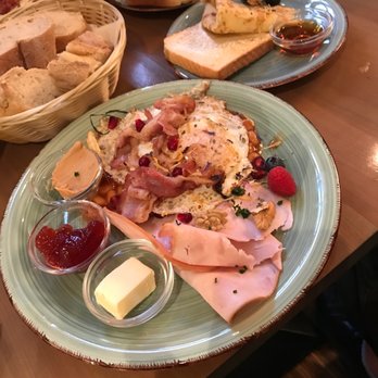 Schwarzer Walfisch - American breakfast - Breakfast & Brunch Near Me - Heidelberg, BW Schwarzer Walfisch - American breakfast - Breakfast & Brunch Near Me - Heidelberg, BW