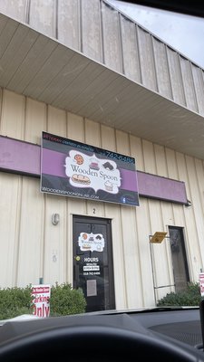 The Wooden Spoon by null