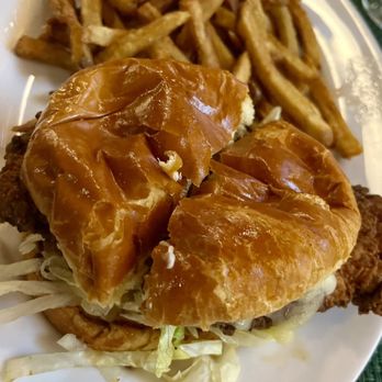 OAK at The Glen - Crispy Honey Chicken Sandwich - Bars Near Me - Glenview, Illinois OAK at The Glen - Crispy Honey Chicken Sandwich - Bars Near Me - Glenview, Illinois
