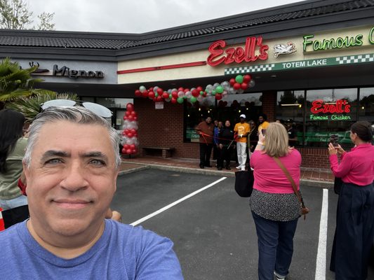 Ezell's Famous Chicken by null