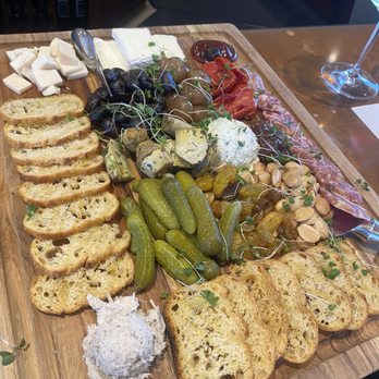 Niner Wine Estates - Charcuterie board - Wine Tasting Room Near Me - Paso Robles, California Niner Wine Estates - Charcuterie board - Wine Tasting Room Near Me - Paso Robles, California