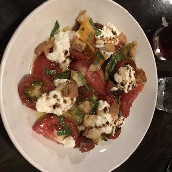 Rooster - Heirloom tomatoes - New American Near Me - Newington, Connecticut Rooster - Heirloom tomatoes - New American Near Me - Newington, Connecticut