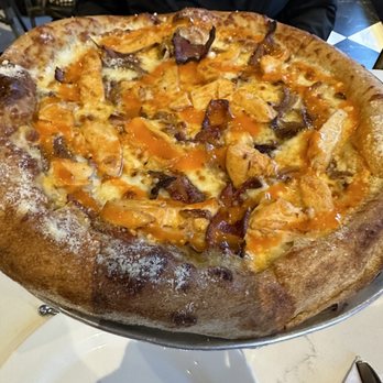 Mellow Mushroom Short Pump - Buffalo Chicken - Pizza Near Me - Henrico, Virginia Mellow Mushroom Short Pump - Buffalo Chicken - Pizza Near Me - Henrico, Virginia