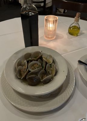 Amelia's Italian Cuisine by null