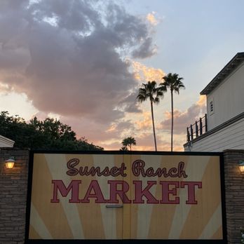 Sunset Ranch Market - a sign for sunset ranch market - Farmers Market Near Me - Orlando, Florida