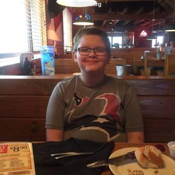 Texas Roadhouse - Barbeque Near Me - Rosenberg, Texas