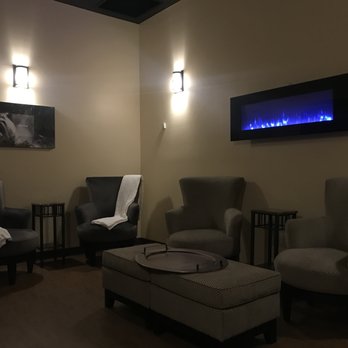 Spavia Day Spa - Naples - Come relax & unwind in the women's retreat room - Skin Care Near Me - Naples, Florida