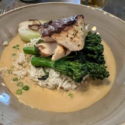Burning Tree Country Club - Salmon with broccolini & bok choi in coconut Thai curry sauce