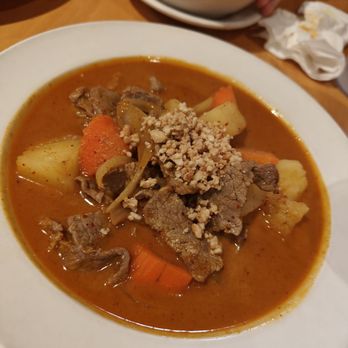 Tiny Thai Restaurant - Massaman Curry with beef - Thai Near Me - Winooski, Vermont