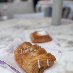 Estelle Bakery & Patisserie - Bear claw