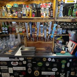 Large wrap around bar w craft beers