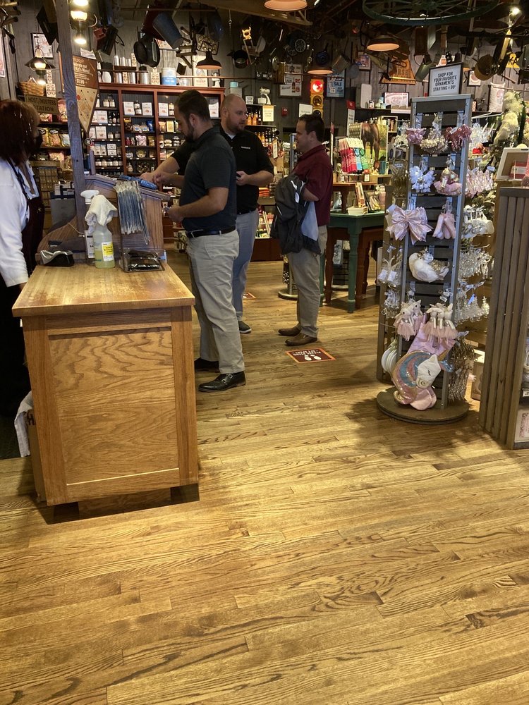 SIMMONS NISSAN Updated August 2024 10 Reviews 1994 Rockford St, Mt Airy, North Carolina