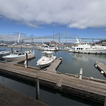 Astoria Riverwalk Inn - View from our room - Hotels Near Me - Astoria, Oregon