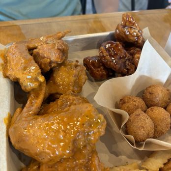 Wings Cafe - Westport - Chicken Wings Near Me - Kansas City, Missouri Wings Cafe - Westport - Chicken Wings Near Me - Kansas City, Missouri