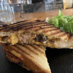 Barexpo - Porc au Caramel Grilled Cheese €6