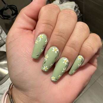 Julie's Nail Spa - Nail Salons Near Me - Union City, California