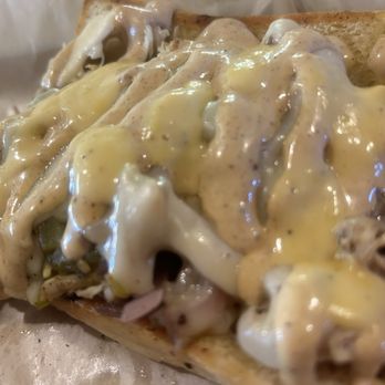 That Brewery & Pub - Southwest pulled chicken sandwich - Pubs Near Me - Pine, Arizona