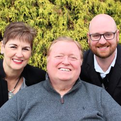 The Wing Team | RE/MAX Executive