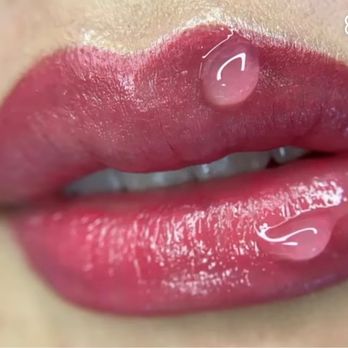 Mara Cosmetic Tattoo Studio - Lip Tattoo Touchup with Gina - Permanent Makeup Near Me - Charlotte, North Carolina Mara Cosmetic Tattoo Studio - Lip Tattoo Touchup with Gina - Permanent Makeup Near Me - Charlotte, North Carolina