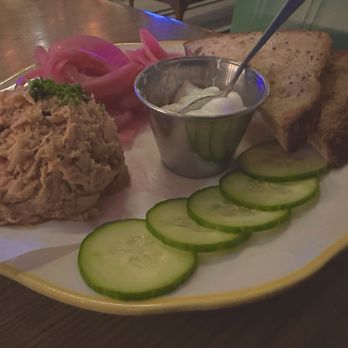 The Darling Oyster Bar - Seafood Near Me - Charleston, South Carolina