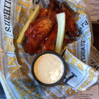 P.J. Whelihan's - Honey bbq wings - Sports Bars Near Me - Newtown Square, Pennsylvania